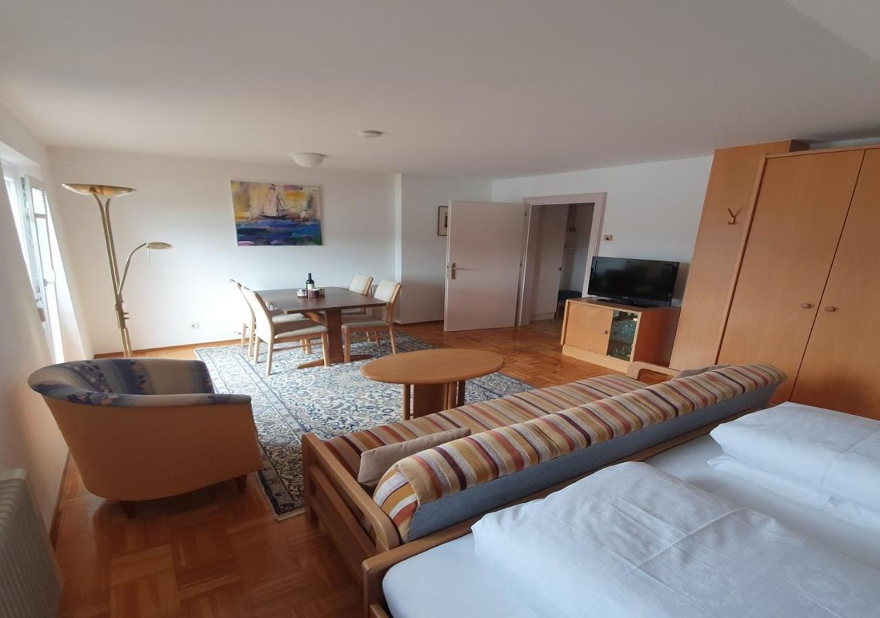 Haus Kraller-Urlaub Mit Seeblick Millstatt Exteriör bild
