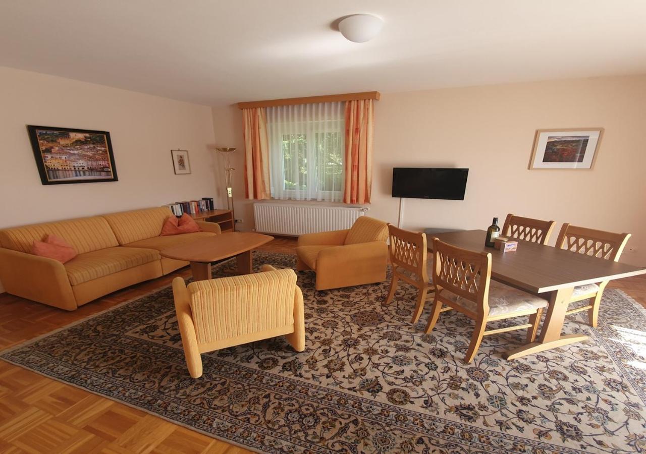 Haus Kraller-Urlaub Mit Seeblick Millstatt Exteriör bild