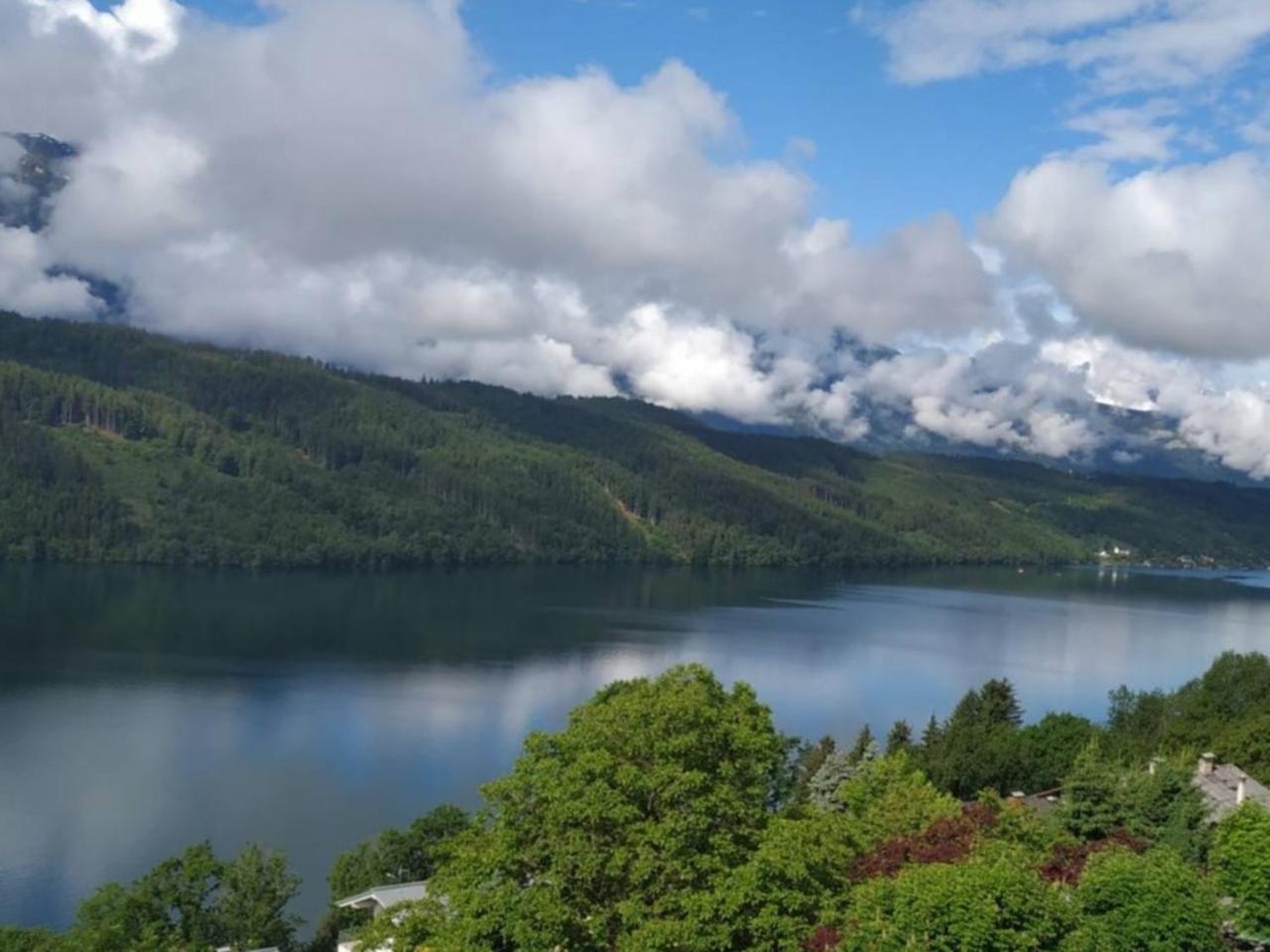 Haus Kraller-Urlaub Mit Seeblick Millstatt Exteriör bild